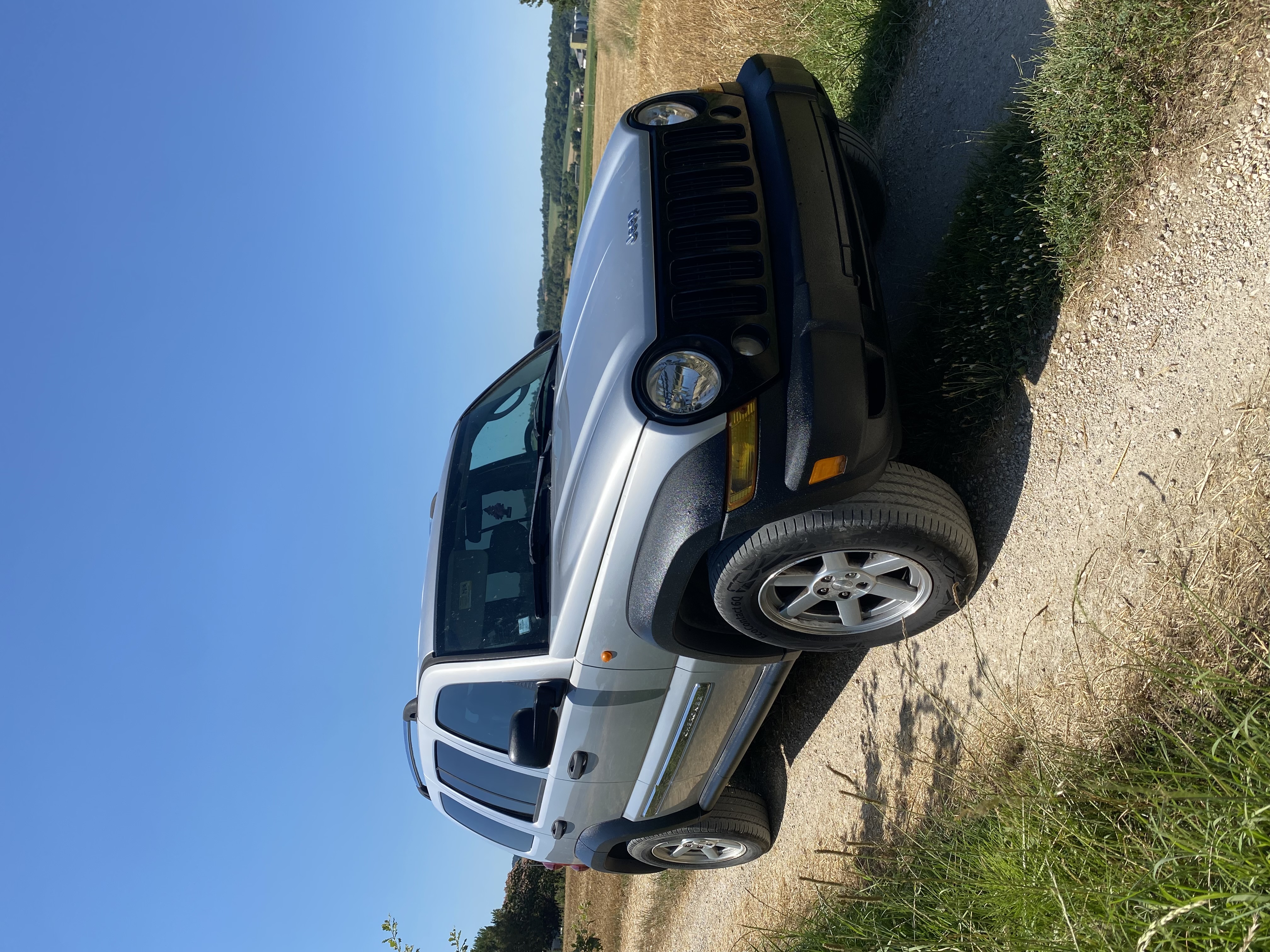 JEEP KJ 2003